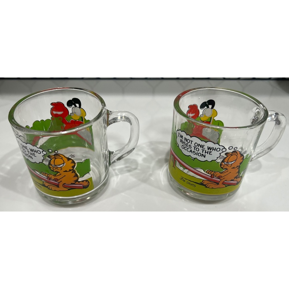 Vintage 1978 McDonald's Garfield Glass Mugs Set of 2 I'm Not One Who Rises Cup
